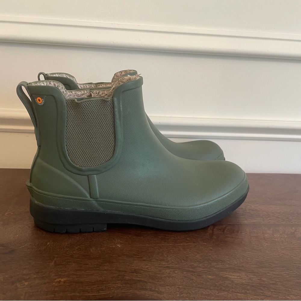 BOGS Amanda Chelsea II Slip On Rain Boots
